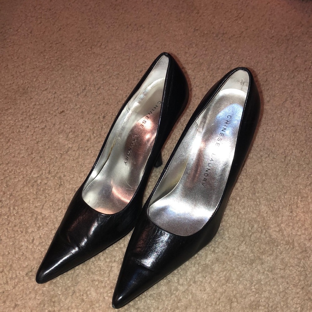 🛑.Sold.... Black heel